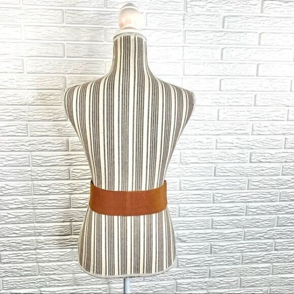 Wide Tan Elastic Belt Braided Faux Leather Front - Picture 6 of 7